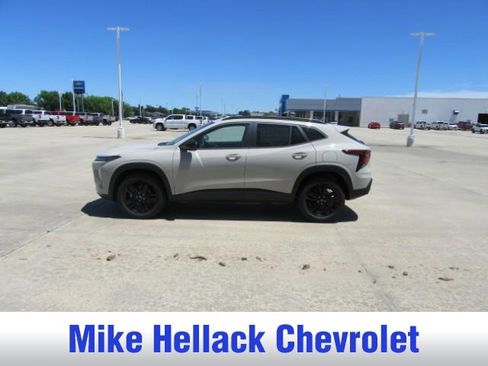 New 2026 Chevrolet Trax ACTIV w/ Driver Confidence Package FWD image 4