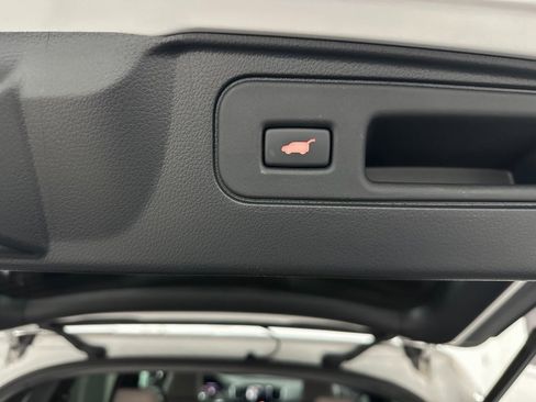 Used 2025 Honda Passport EX-L image 37