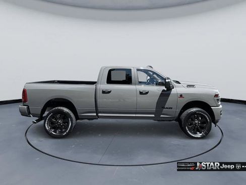 New 2026 RAM 2500 Big Horn AWD/4WD image 4