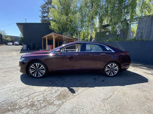 Used 2018 Lincoln MKZ Reserve w/ Climate Package AWD/4WD image 3