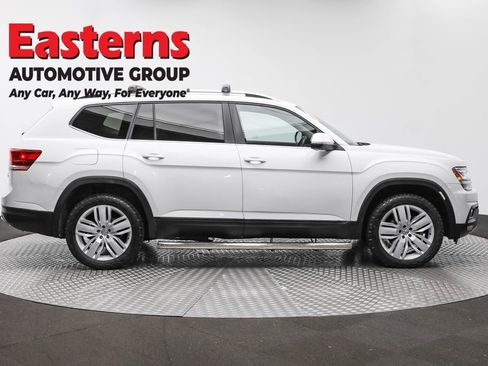 Used 2019 Volkswagen Atlas SE w/ Towing Package image 4