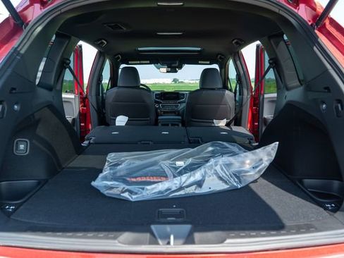 Used 2025 Honda Passport TrailSport image 15