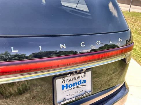 Used 2020 Lincoln Aviator Reserve w/ Equipment Group 202A AWD/4WD image 8