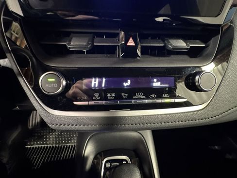 Used 2024 Toyota Corolla SE image 26