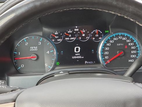 Used 2019 GMC Sierra 2500 Denali w/ Duramax Plus Package AWD/4WD image 34