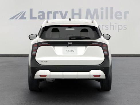 New 2026 Nissan Kicks S FWD image 6