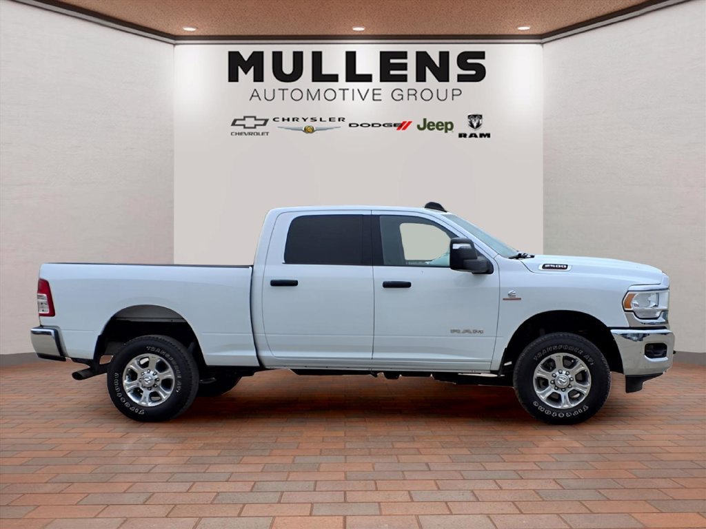 Used 2024 RAM 2500 Big Horn w/ Off Road Package AWD/4WD image 4