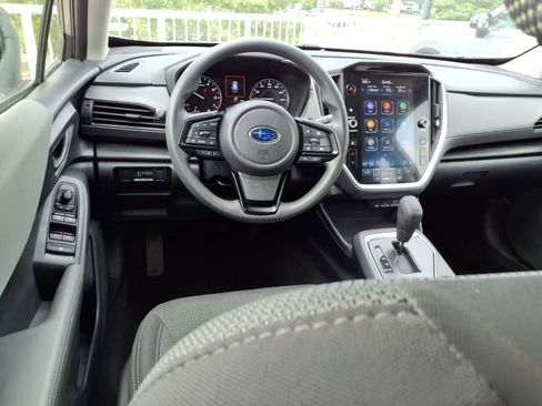 Used 2024 Subaru Crosstrek 2.0i Premium AWD/4WD image 4
