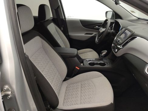 Used 2022 Chevrolet Equinox LT AWD/4WD image 21
