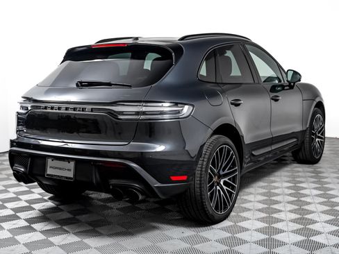 Certified 2026 Porsche Macan AWD/4WD image 10