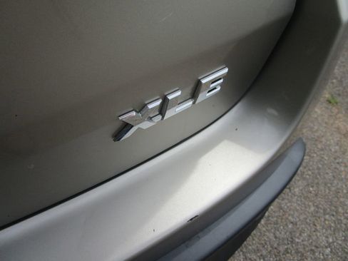 Used 2015 Toyota Highlander XLE image 10