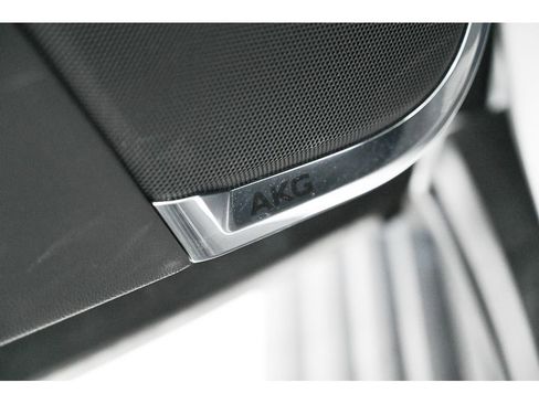 Used 2025 Cadillac Escalade Sport Platinum image 38