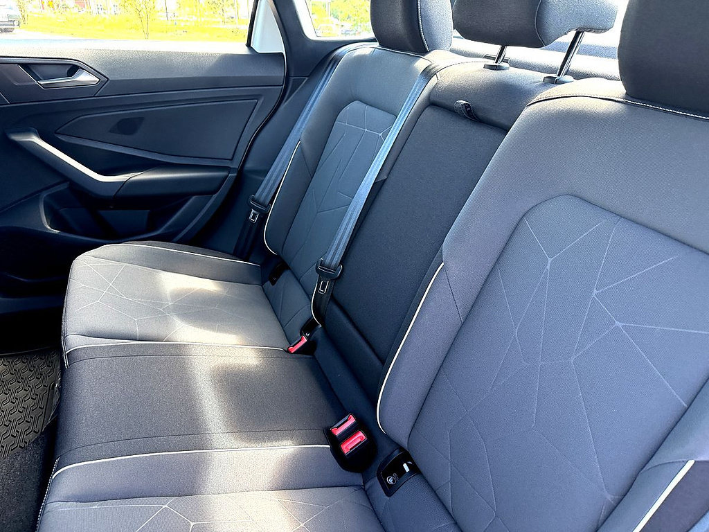 New 2027 Volkswagen Jetta Sport FWD image 19