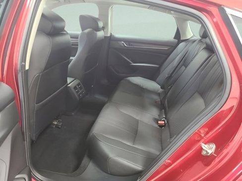 Used 2019 Honda Accord Touring image 19