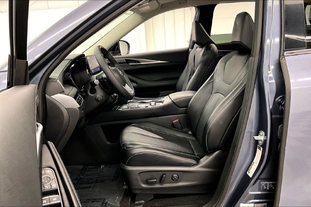 Used 2024 INFINITI QX60 Luxe AWD/4WD image 23