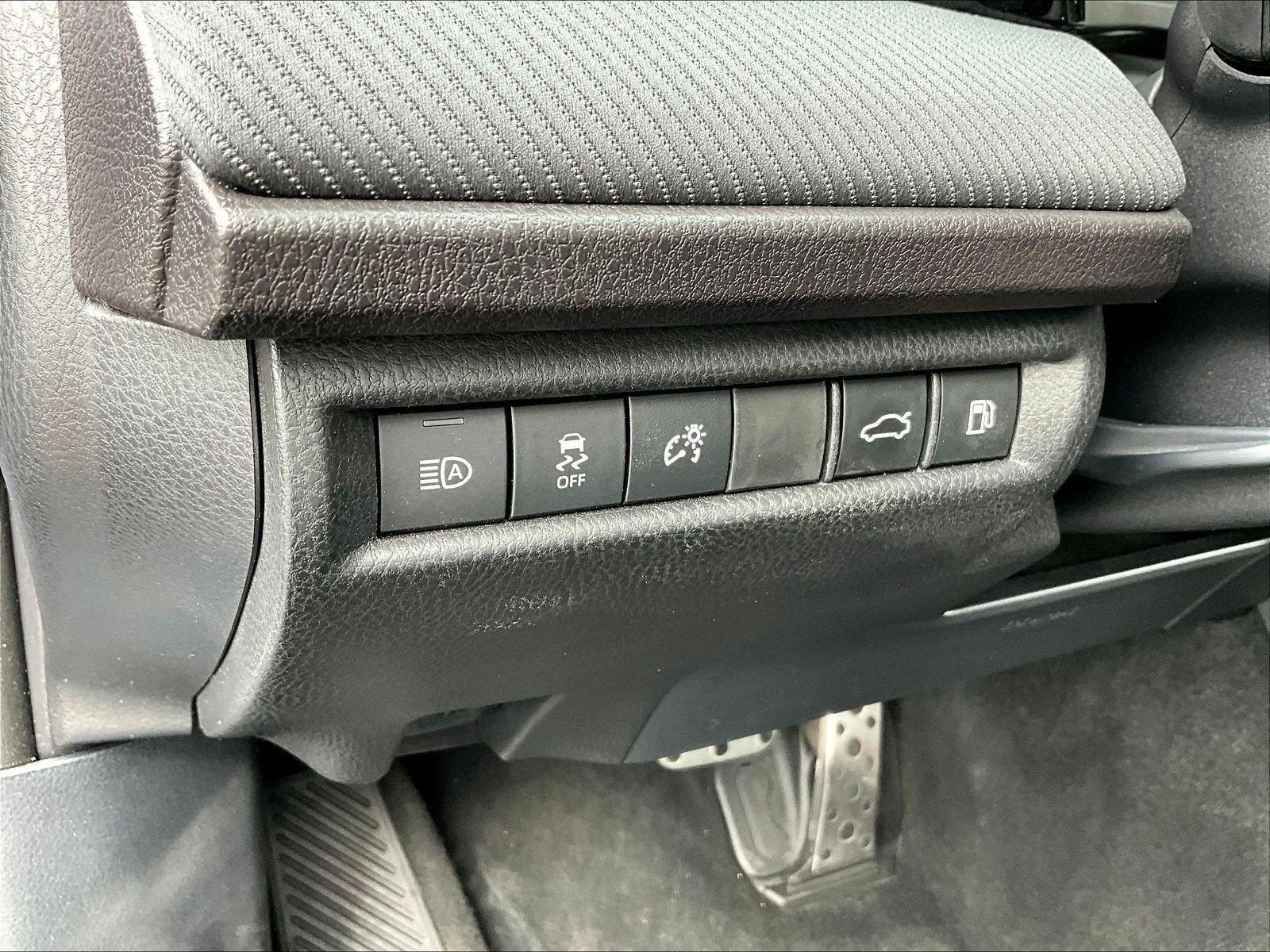 Used 2025 Toyota Camry SE w/ Multimedia Upgrade Package FWD image 38