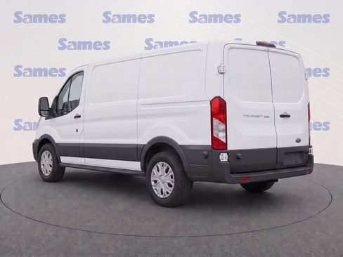 Used 2017 Ford Transit 250 148 Medium Roof w/ Interior Upgrade Package RWD image 4