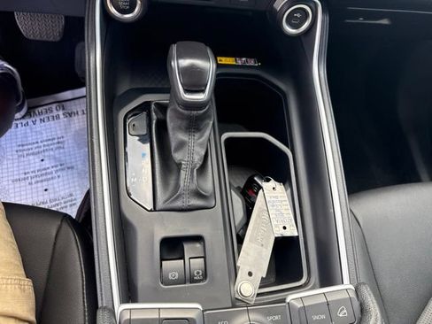 Used 2024 Toyota Grand Highlander AWD image 21