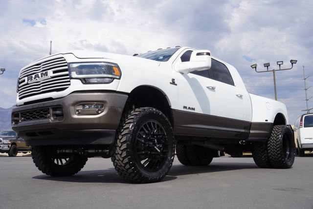 Used 2024 RAM 3500 Laramie w/ Night Edition AWD/4WD image 8