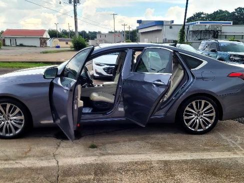 Used 2015 Hyundai Genesis 5.0 w/ Option Group 05 image 15