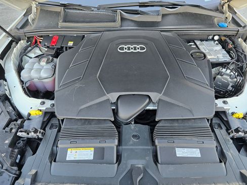 Used 2025 Audi Q7 3.0T Premium Plus image 35
