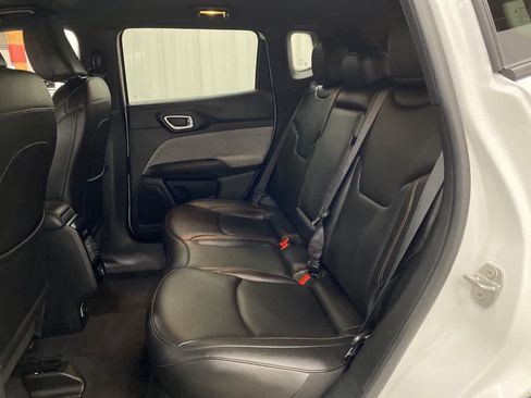 Used 2024 Jeep Compass Latitude AWD/4WD image 25