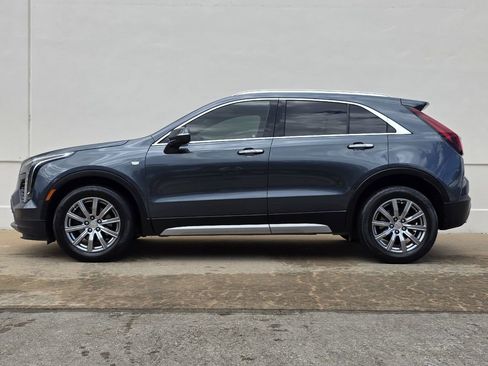 Used 2019 Cadillac XT4 Premium Luxury image 2
