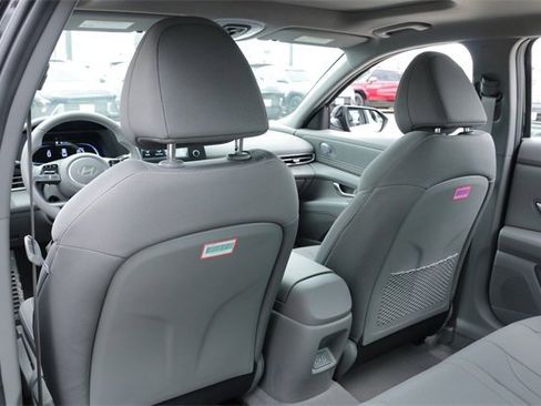 New 2026 Hyundai Elantra SEL Sport image 18