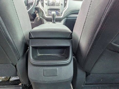 Used 2024 Subaru Outback AWD/4WD image 12