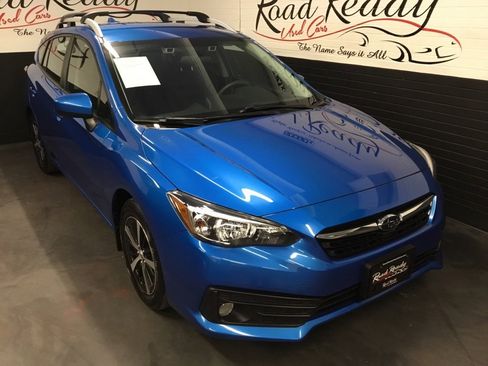 Used 2020 Subaru Impreza Premium image 2