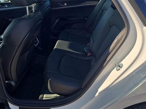 New 2026 Kia K5 EX image 17