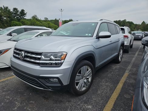 Used 2019 Volkswagen Atlas SE w/ Towing Package AWD/4WD image 4