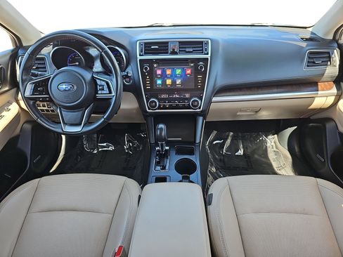Used 2018 Subaru Outback 2.5i Limited image 9