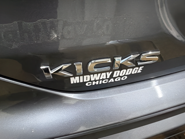 Used 2023 Nissan Kicks S FWD image 8