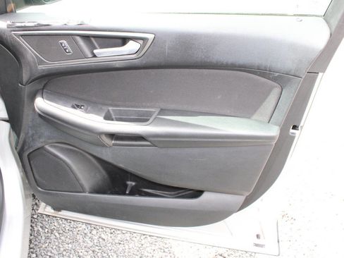 Used 2016 Ford Edge SE AWD/4WD image 21