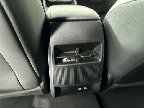 New 2026 Jeep Cherokee Limited AWD/4WD image 18