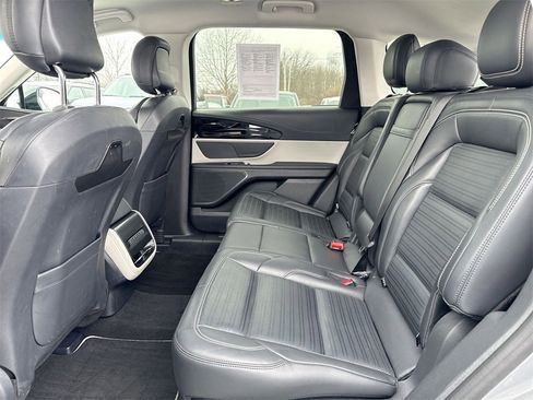 Used 2024 Lincoln Nautilus Reserve image 23