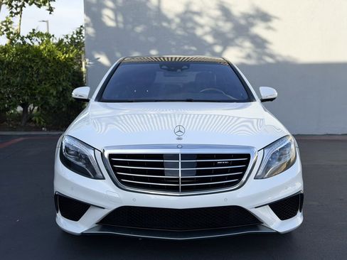 Used 2015 Mercedes-Benz S 63 AMG 4MATIC Sedan image 2