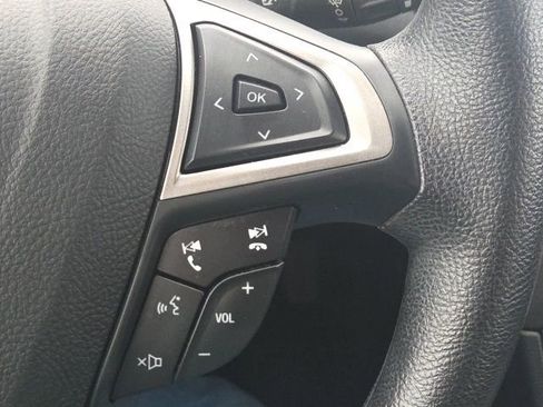 Used 2020 Ford Fusion SE image 37