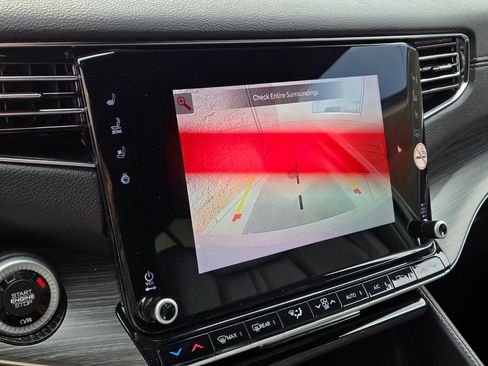 Used 2023 Jeep Wagoneer L Series II image 11