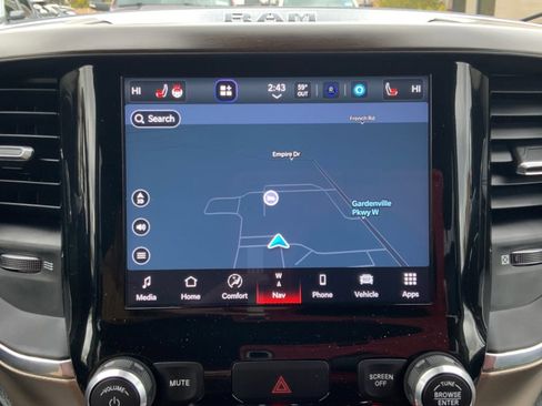 Used 2022 RAM 1500 Laramie image 33