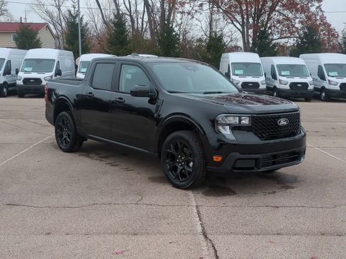 New 2025 Ford Maverick XLT w/ XLT Luxury Package image 2