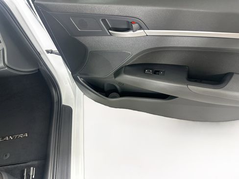 Used 2020 Hyundai Elantra SEL w/ Cargo Package (C1) image 30