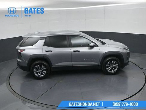 Used 2025 Chevrolet Equinox LT AWD/4WD image 46