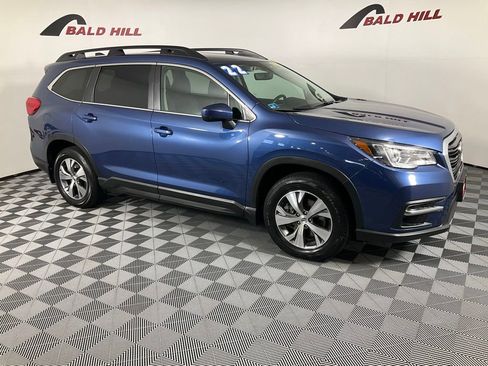 Used 2022 Subaru Ascent Premium w/ Convenience Package image 1