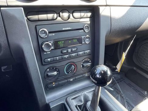 Used 2008 Ford Mustang GT Premium RWD image 26