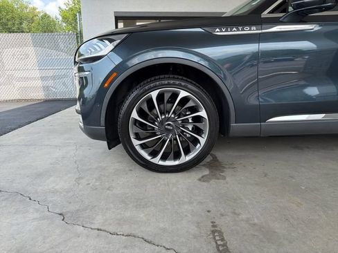 Used 2021 Lincoln Aviator Reserve w/ Equipment Group 201A AWD/4WD image 29