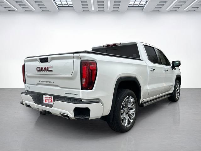Used 2024 GMC Sierra 1500 Denali AWD/4WD image 4