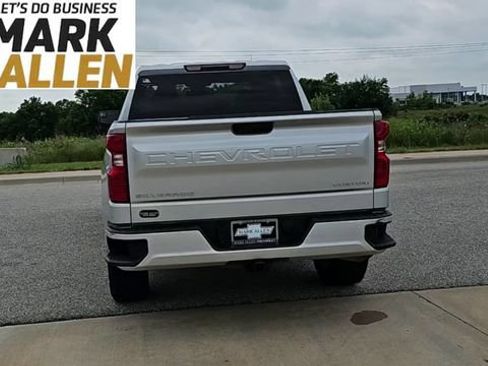 Used 2022 Chevrolet Silverado 1500 Custom AWD/4WD image 7