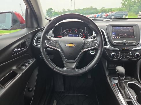 Certified 2022 Chevrolet Equinox LT AWD/4WD image 12